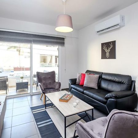 Book Me Now Central Flat Apartment ลาร์นาคา ภายนอก รูปภาพ