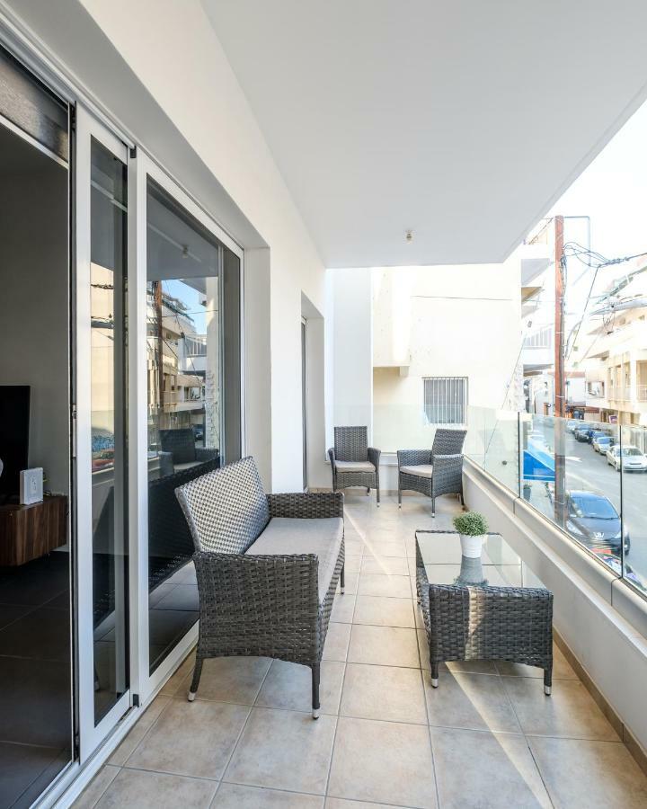Book Me Now Central Flat Apartment ลาร์นาคา ภายนอก รูปภาพ